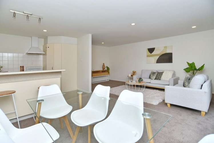 2/43 Northcote Road Northcote_6