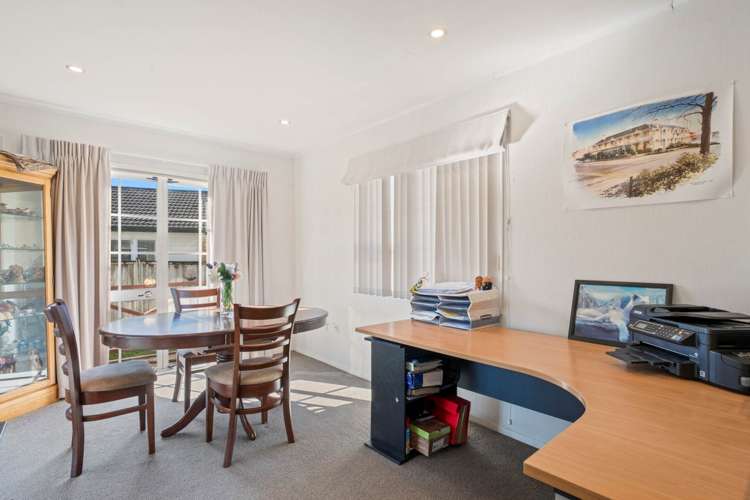 8 Evanda Crescent Conifer Grove_5