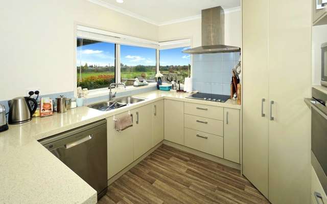 8c Wiltshire Place Te Puke_3