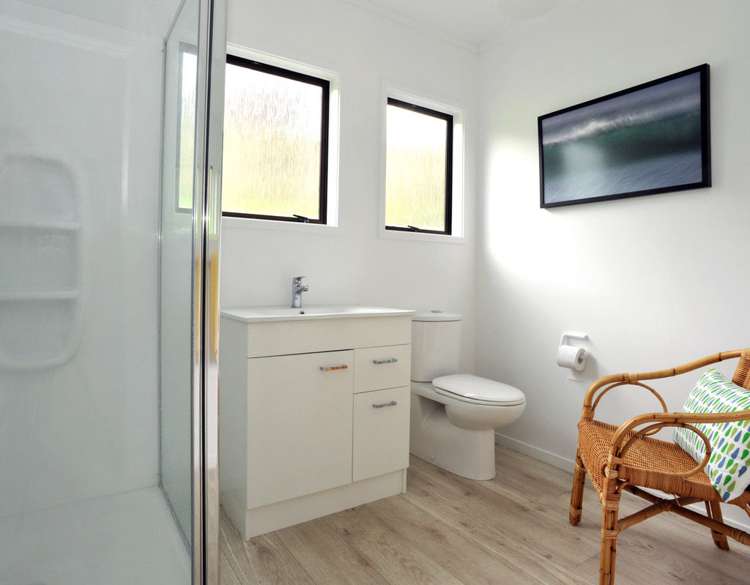 111 Bambury Place Onemana_7