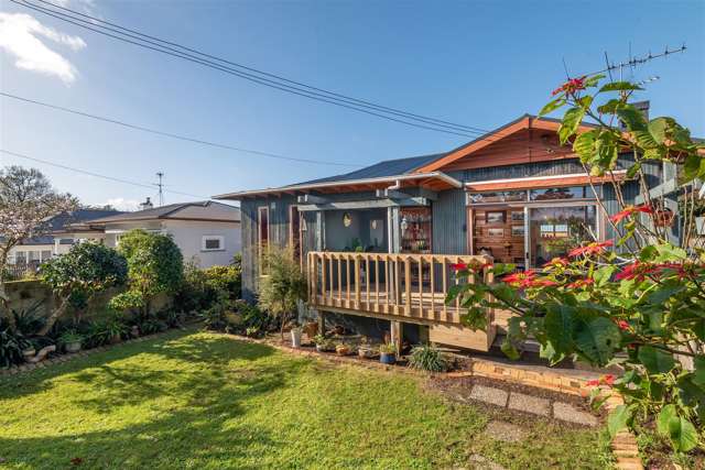 69 Martin Avenue Mount Albert_2