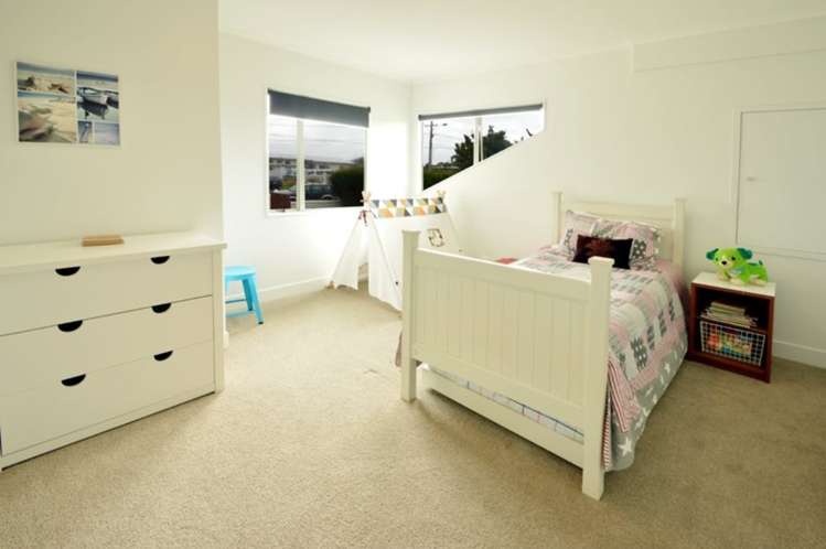 989 Whangaparaoa Road Tindalls Beach_11