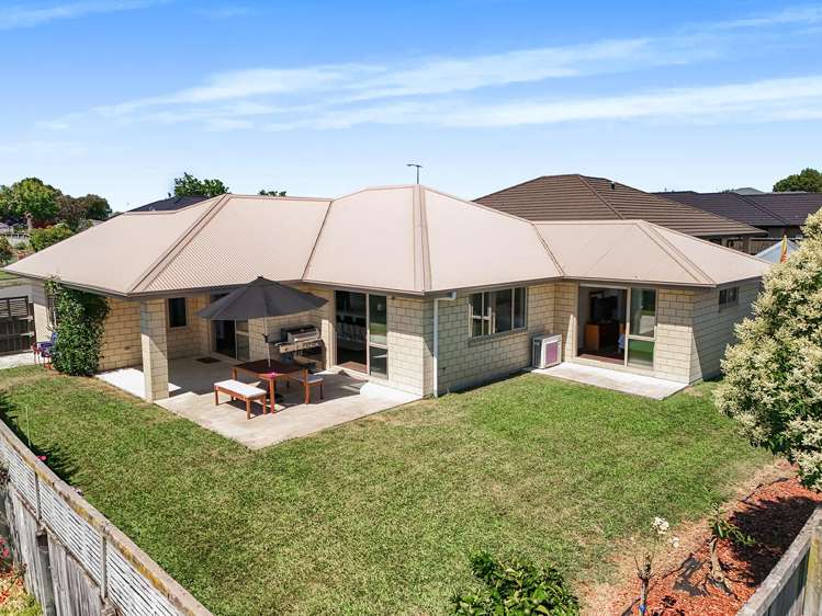 4 Carlingford Rise Dinsdale_21