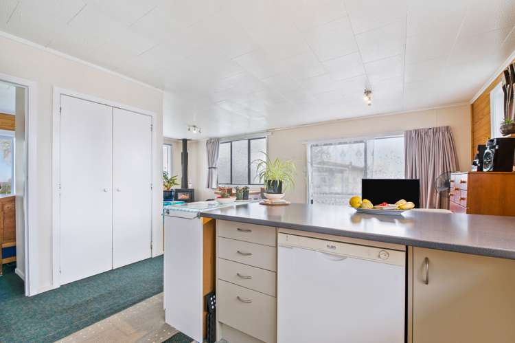 2 Scott Avenue Owhata_10