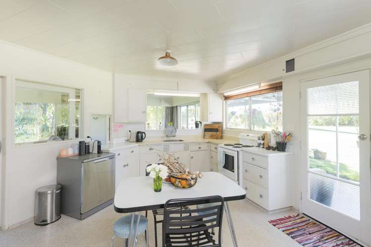 139 Taurau Valley Road Manutuke_38