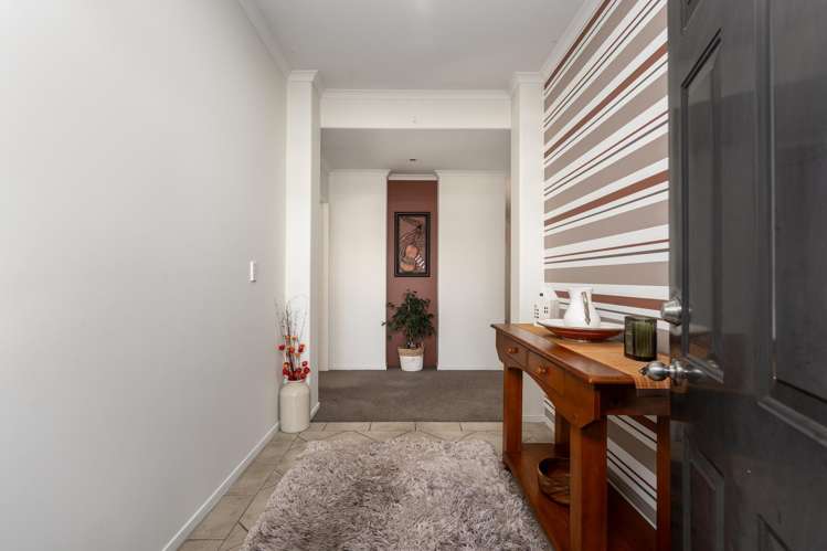 6 Kinsella Crescent Aidanfield_6