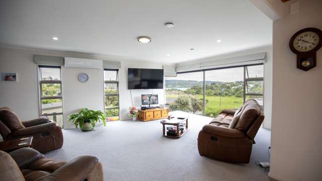 18 Seabreeze Way Raglan_3