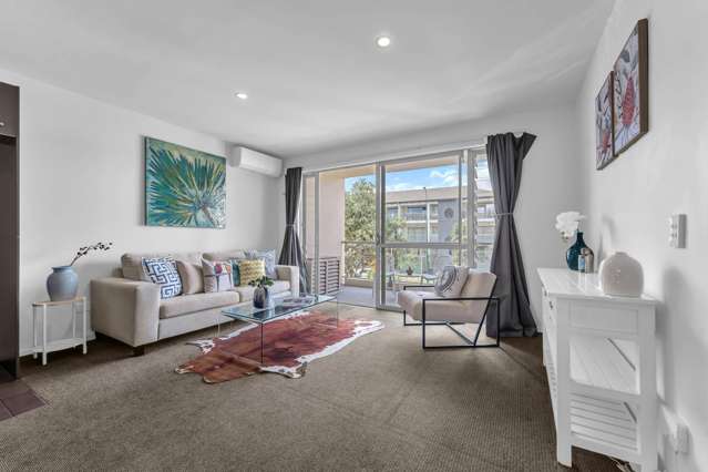 92B Michael Jones Drive Flat Bush_4