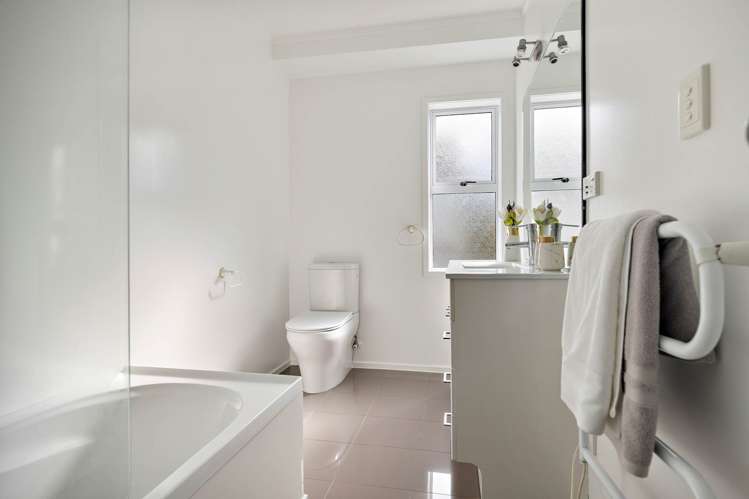 1/37 Richard Farrell Avenue Remuera_26