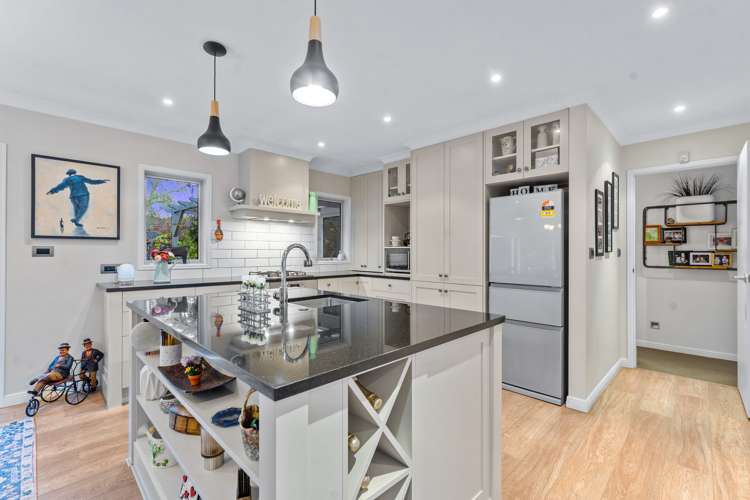 14 Silkwood Crescent Karaka_10