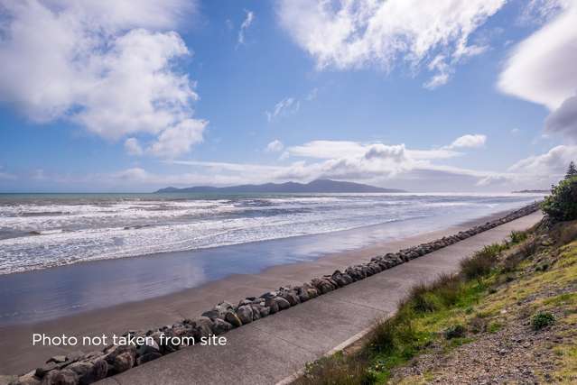 37b The Esplanade Raumati South_1