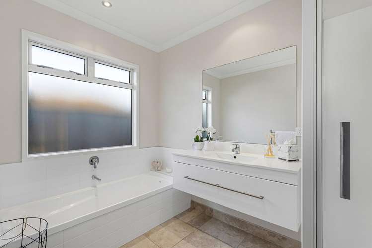37 Searle Drive Patumahoe_22