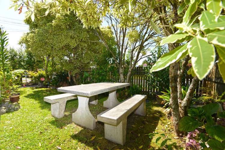 1/59 Fruitvale Road New Lynn_10