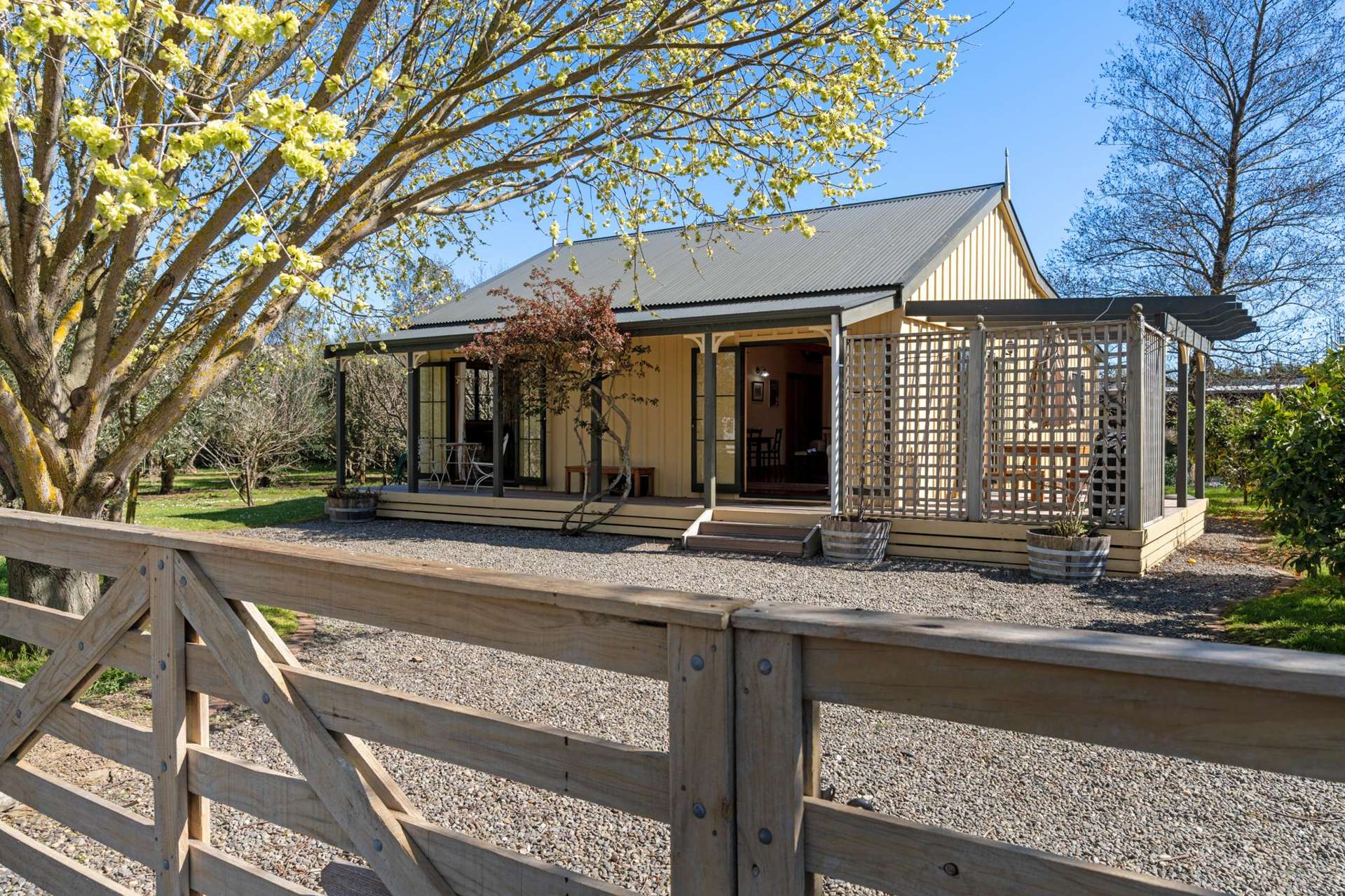 7 Redwood Lane Martinborough_0