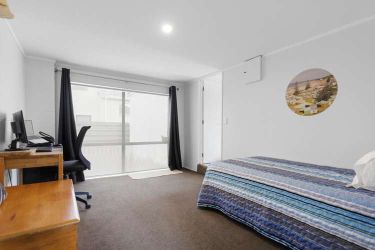 3A Compton Place Mt Maunganui_24