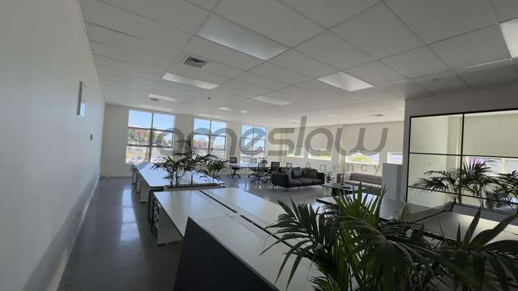 Level 2/Suite 3/20 Augustus Terrace City Centre_3