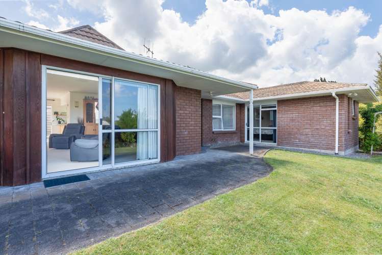 1 Te Hatepe Avenue Taupo_12