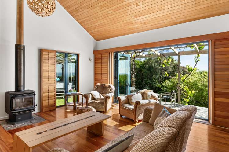 197 Harper Road Waimarama_10