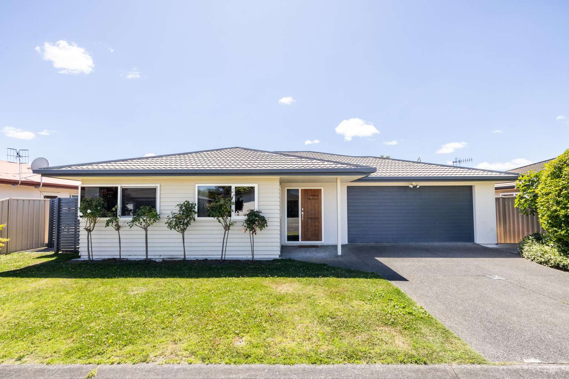 1111C Karamu Road North Mayfair_0