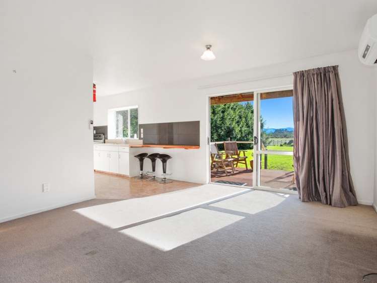 1211 Woodfields Road Cust_17