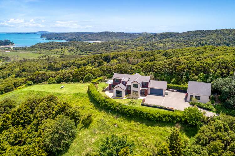 20 Waimangu Road Woodside Bay_1