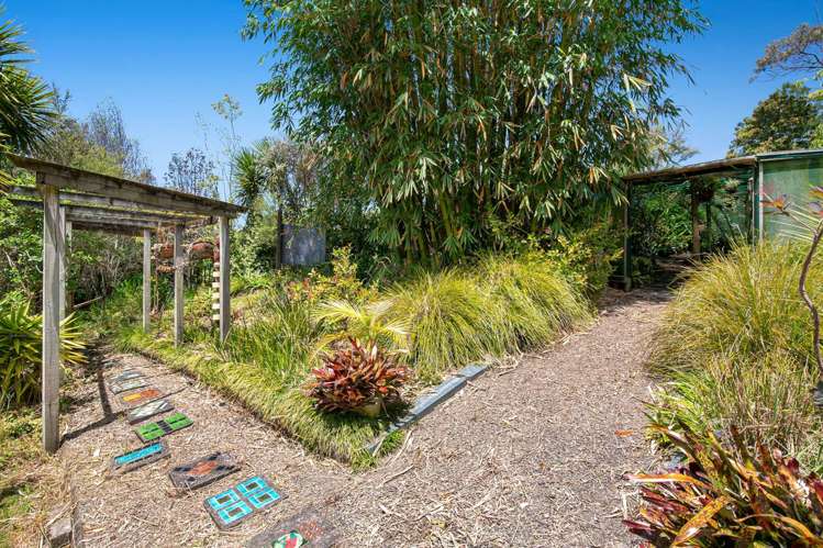 56a Kaipara Coast Highway Helensville_34