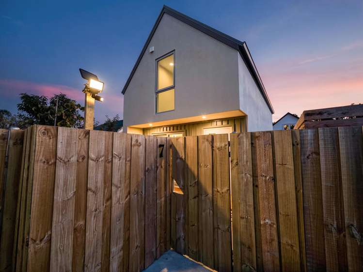 7/14 Clive Street Phillipstown_13