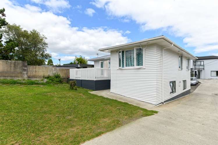 54 Glen Road Ranui_13