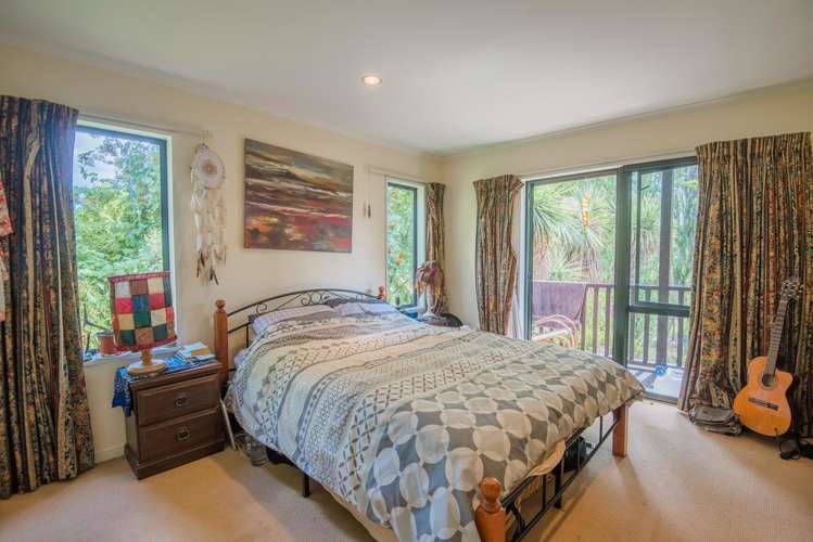 66 Lagoon Avenue Albert Town_9