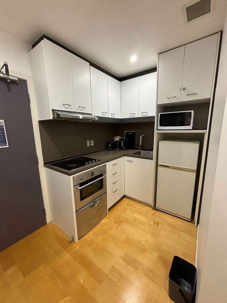 3G/32 Eden Crescent City Centre_3