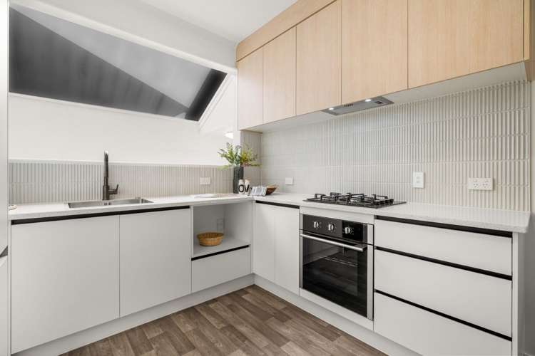32 Forest Lake Road_3