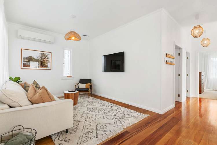 82 Hillcrest Road Papatoetoe_11