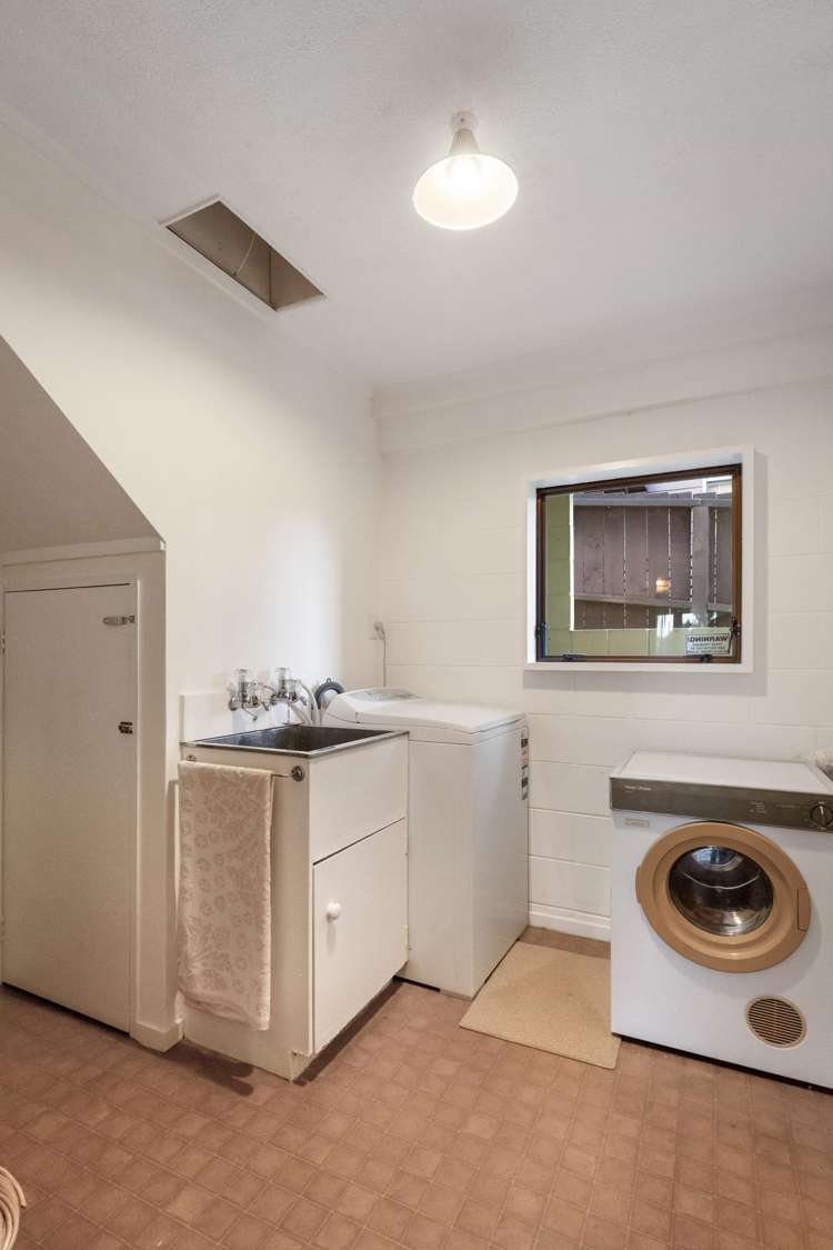 212 Reservoir Road Thames_24