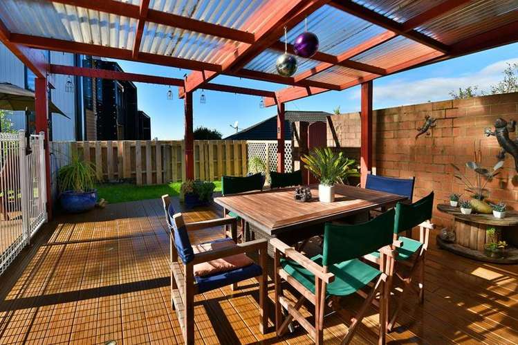 8 Martin Crescent Northcote_12