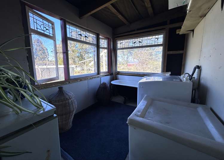 108 Main Road Blackball_13