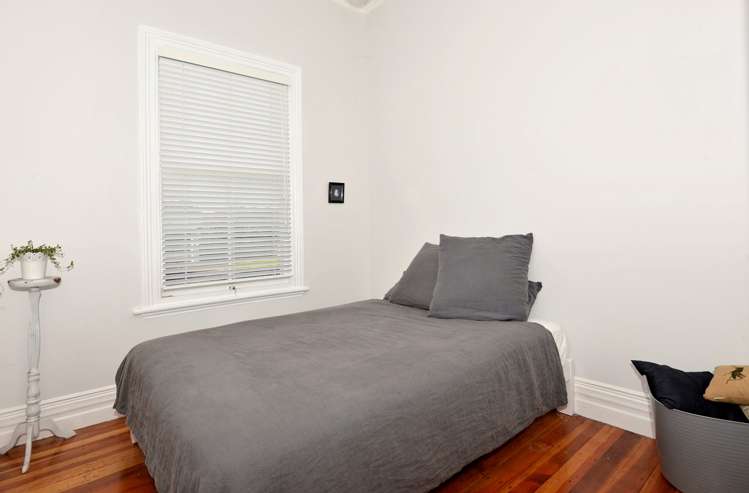 1 Rossgrove Terrace Mount Albert_5