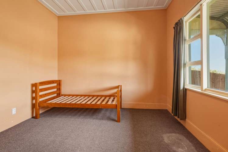 9 Meridian Street Port Chalmers_7