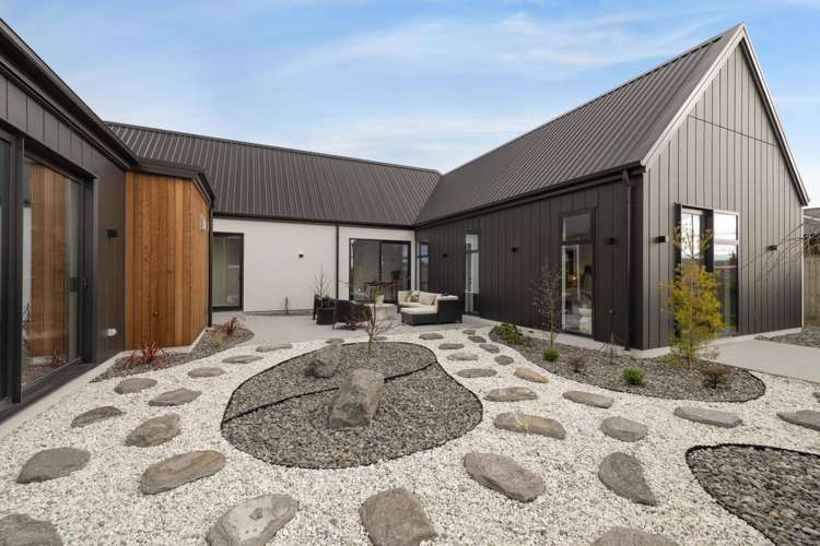 2 Alan James Lane Prebbleton_38