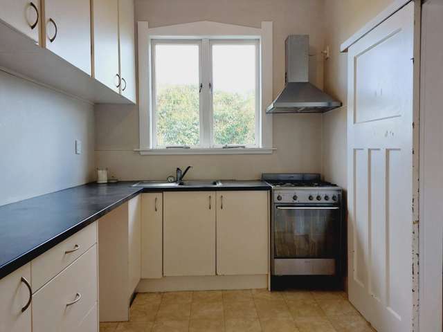 556 New North Road 1703_3