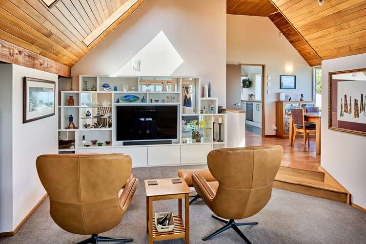 1 Roys Road Plimmerton_10