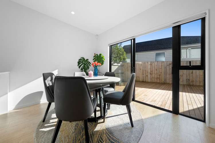 17 Korama Lane New Lynn_8