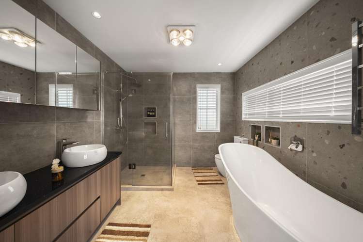 9 Bremner Ridge Street Flat Bush_18