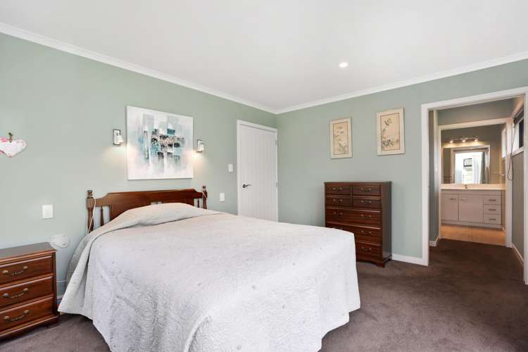 2 Alton Place Allenton_18