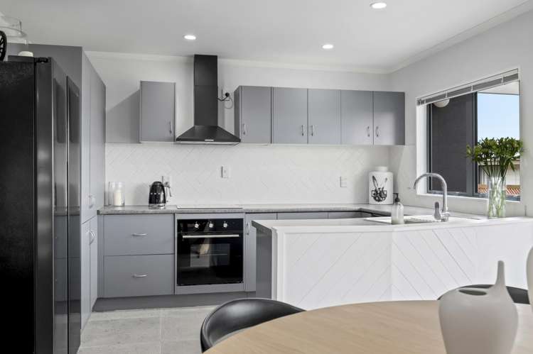 12 Aquarius Drive Kawaha Point_5