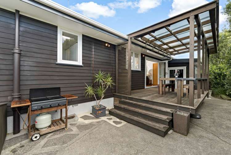 6 Clinton Avenue Te Atatu Peninsula_21