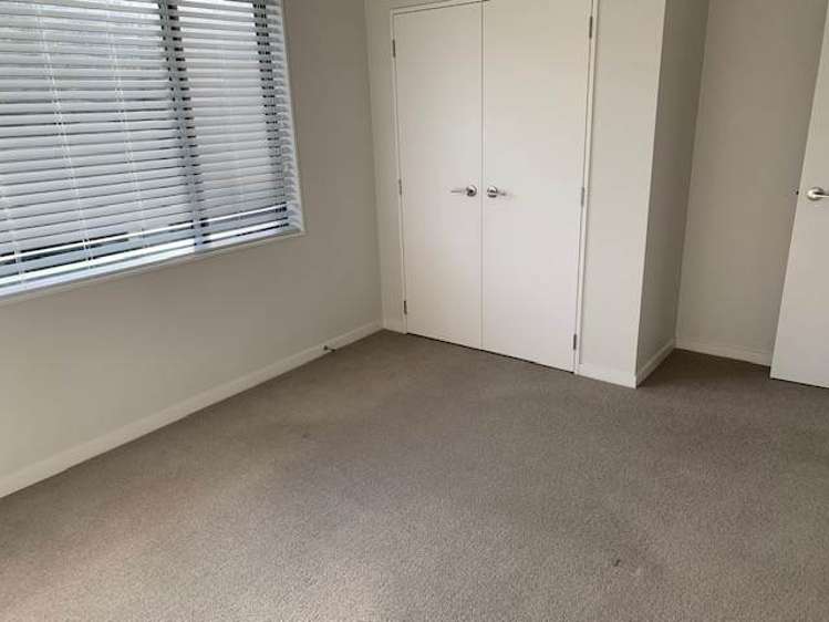 52 Butler Stoney Crescent Silverdale_10