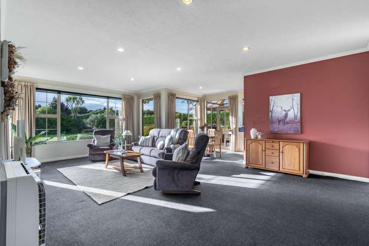 16 Raeburn Avenue Otatara_2