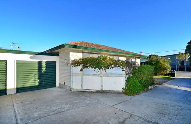 1/121 Rocking Horse Road Southshore_1