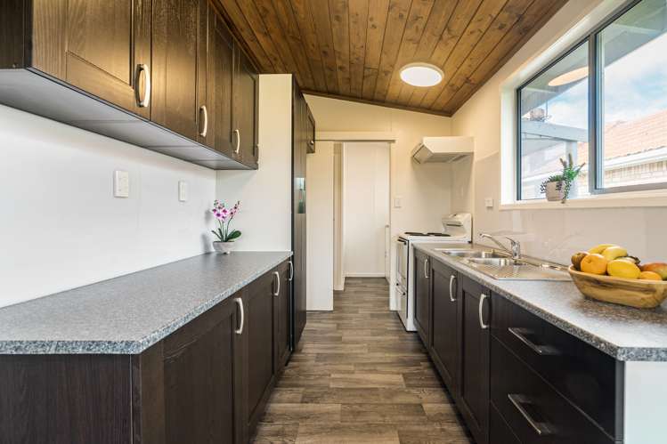 92 Ruawai Road Mount Wellington_6