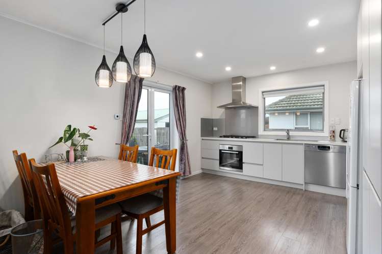 8 Haslett Place Upper Riccarton_3